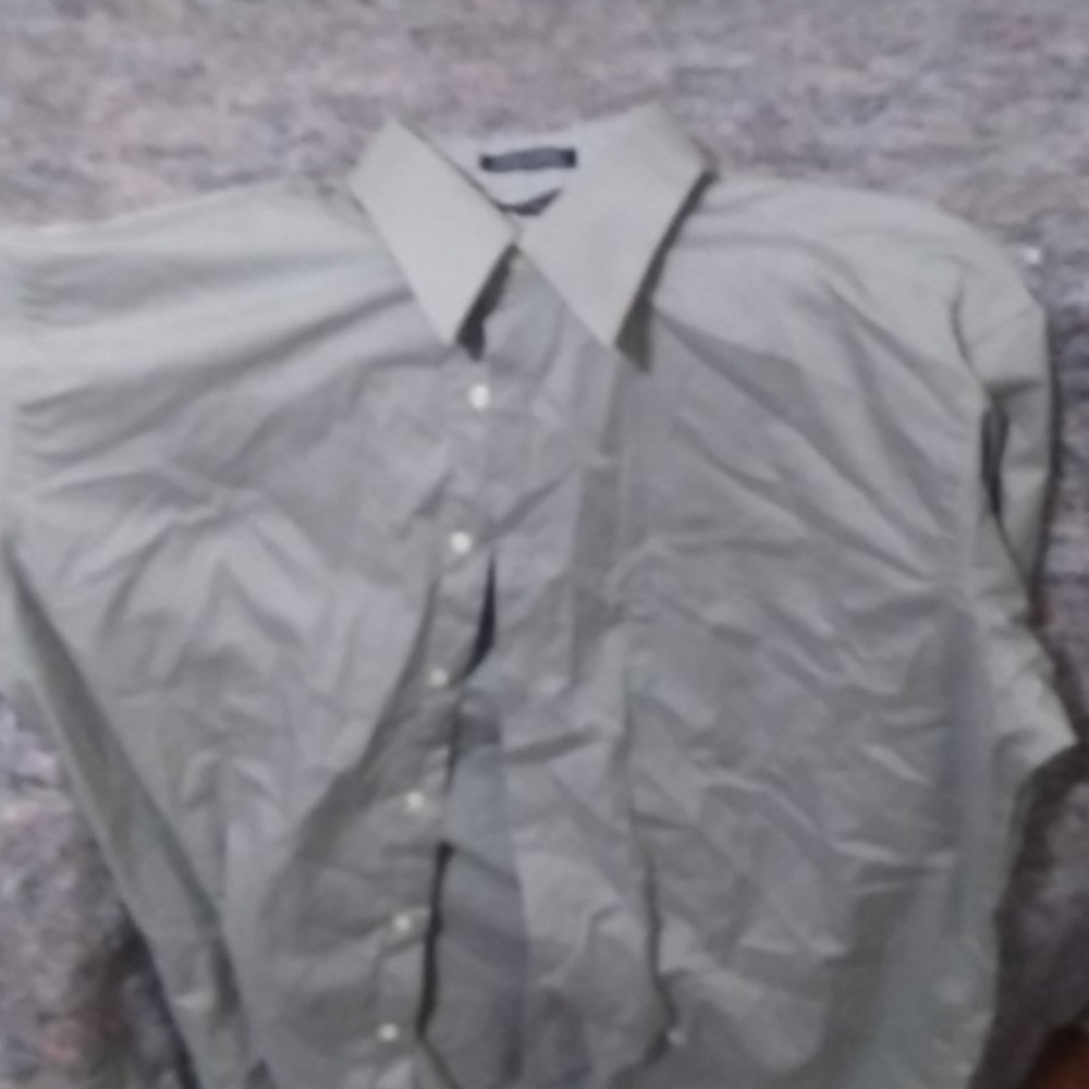 Nice button up - Picture 2 of 3